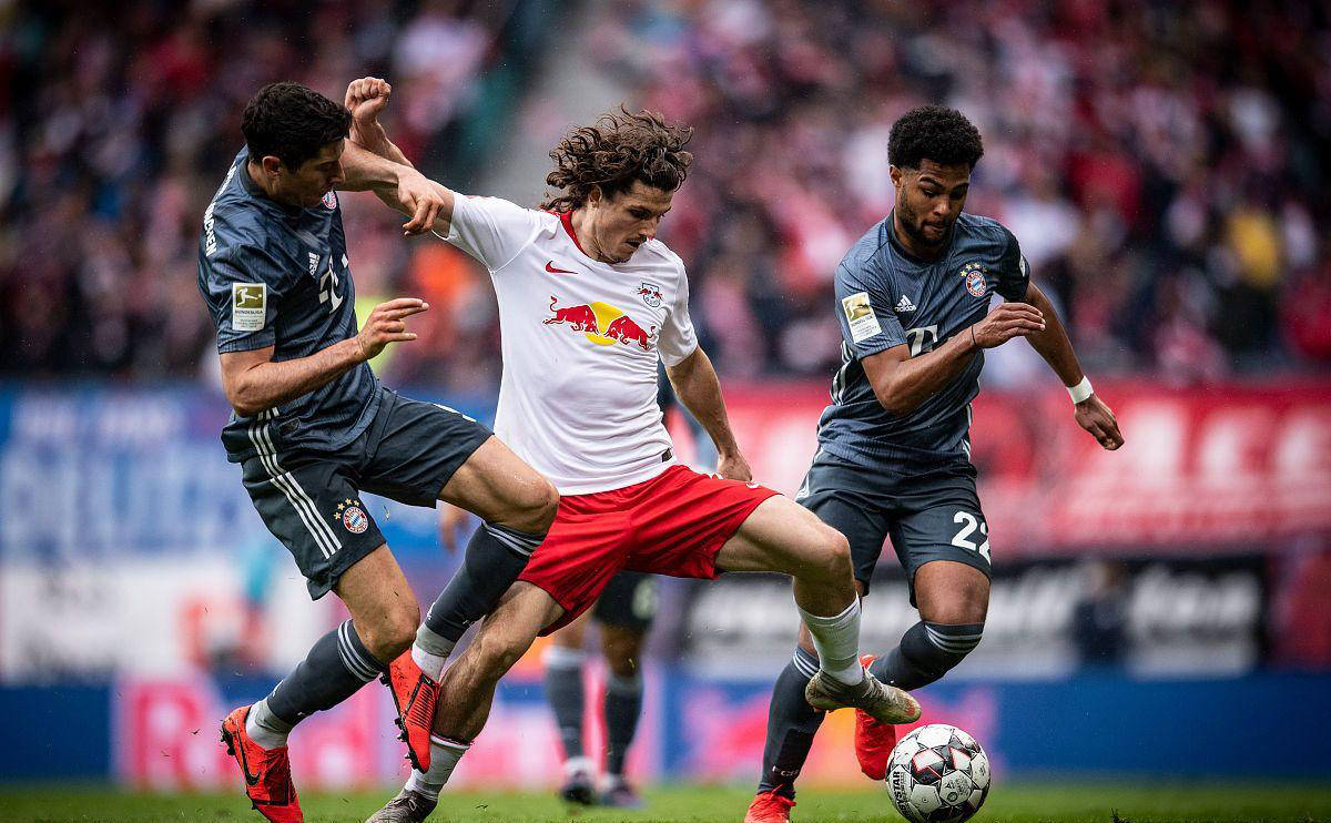 卡利亚里客场击败对手，居高不下的简单介绍