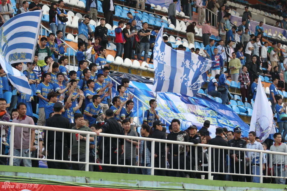 开云体育入口-沈阳宏运主场不敌广州富力，遭遇连败