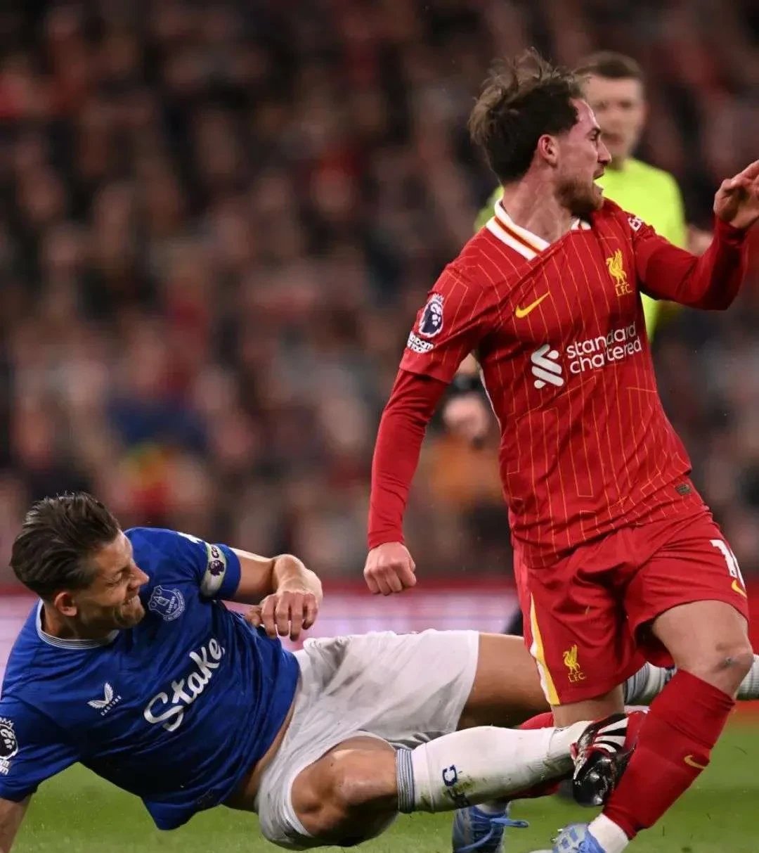 开云体育官网-阿森纳客场逆转埃弗顿，继续追赶前四