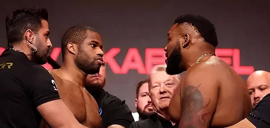 包含大潜队子弹队备战下场比赛，期待全面击败对手的词条