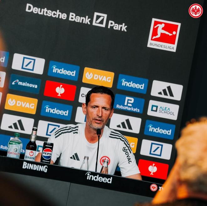 开云体育官网-包含法兰克福中场表现出色，获得球迷好评的词条