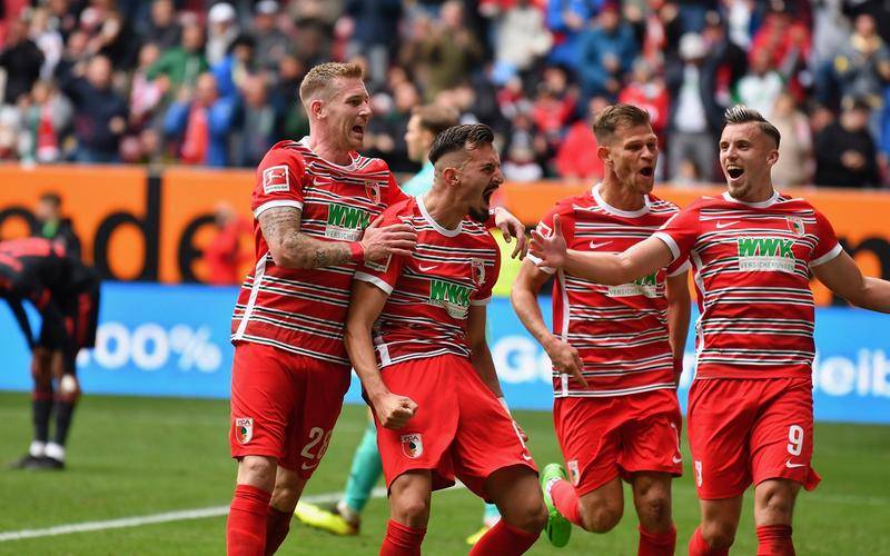 弗赖堡客场绝杀斯图加特,豪取中游席位 弗赖堡客场绝杀斯图加特,豪取中游席位