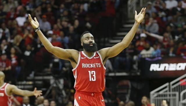 包含火箭逆转雄鹿，成功反超西部榜首的词条