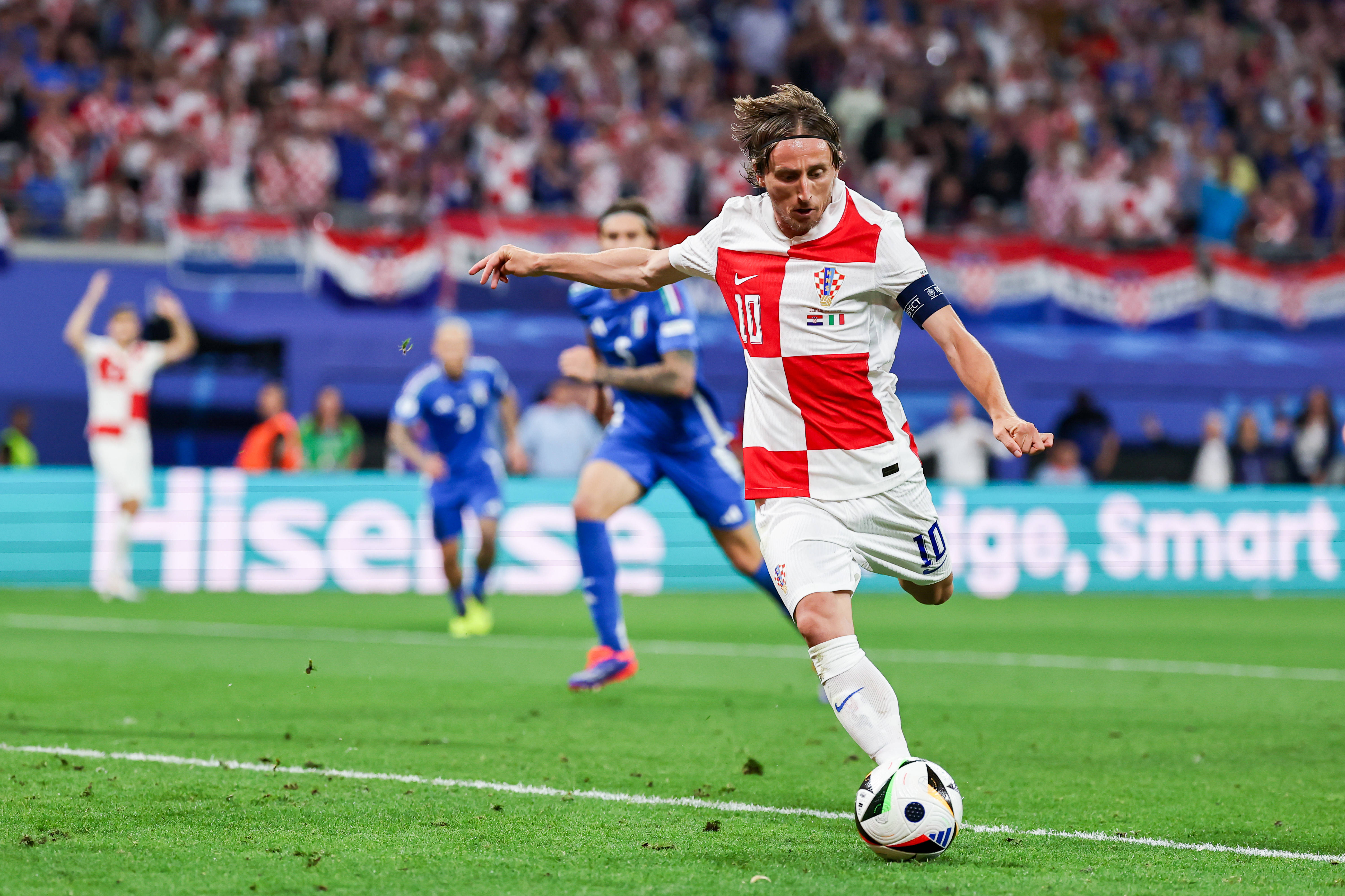 关于皇马赛季首次失利！卫冕冠军陷入困境的信息