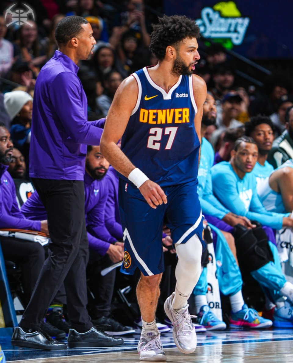 掘金主场大胜步行者，约基奇封盖马尔科林