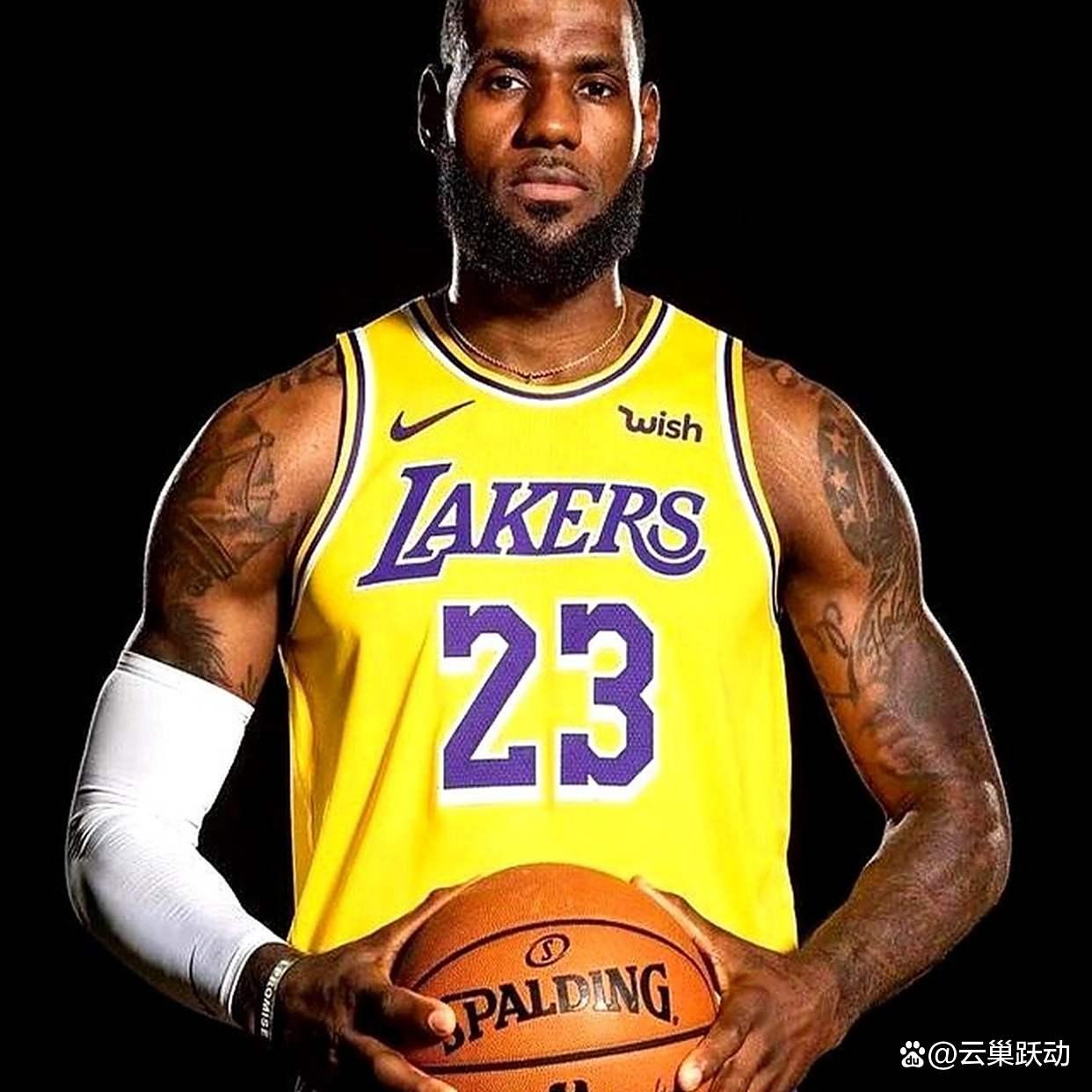 比赛中球员身体素质和意志力的展现引人赞叹