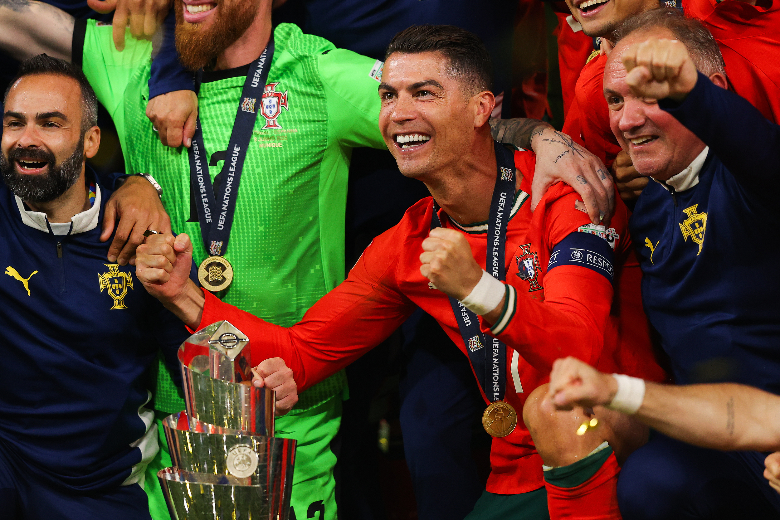 葡萄牙球星在欧冠半决赛中发挥出色