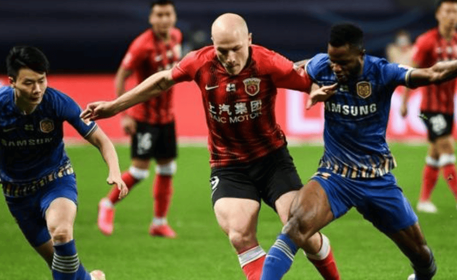 鲁能队士气高昂，迎战上港，争取胜利再创佳绩！