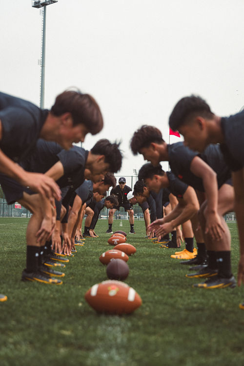 关于塞内加尔男篮队员赛前军训，锻炼体能备战的信息