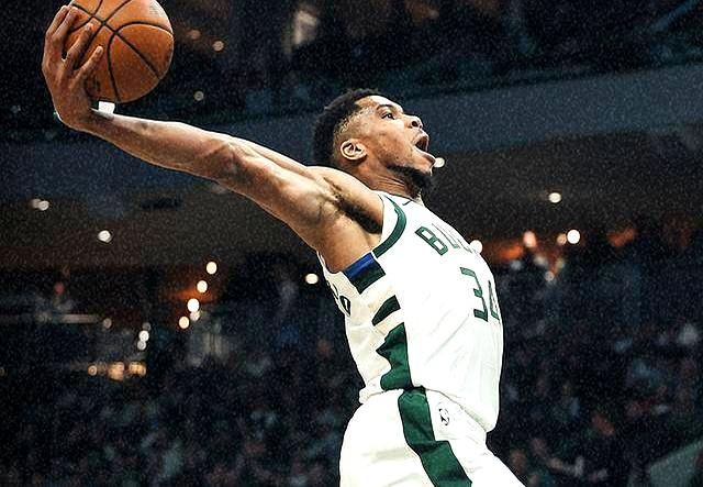 关于雄鹿险胜魔术，德罗赞关键制胜的信息