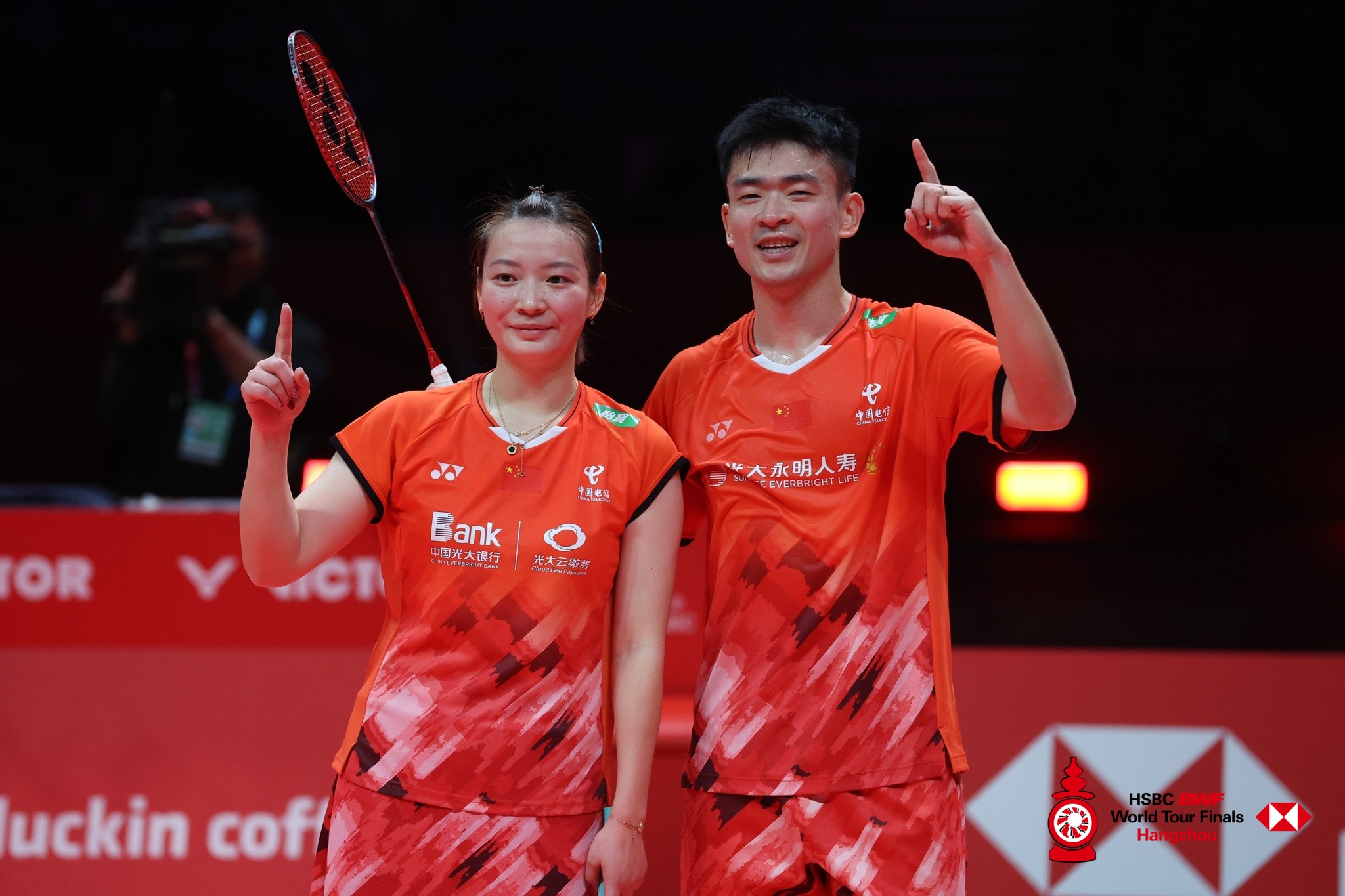 韩国队翻盘中国队，郑思维高光表现的简单介绍