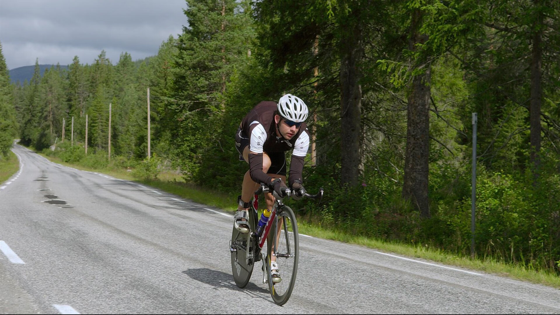 熔炉之心,当波兰战车轧过瑞典金环,梁靖崑的星火如何焚毁宿命